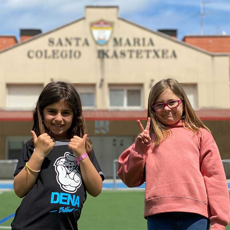 Programas educativos de baile para colegios Danza familiar con niños y niñas