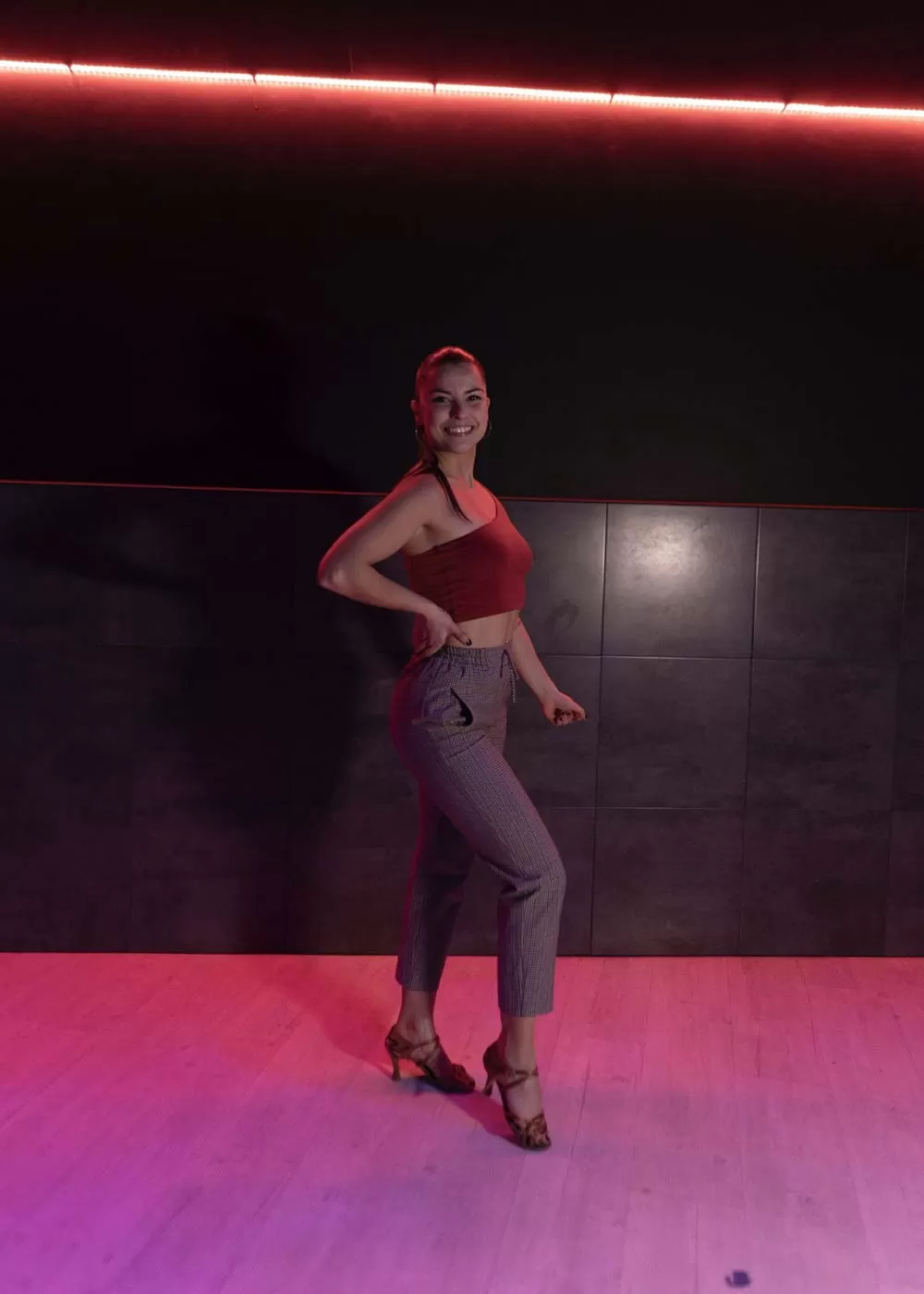 Técnicas fundamentales del baile Heels